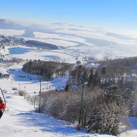 Au Pied Des Pistes Avec Garage Prive - Fr-1-814-13 Besse-et-Saint-Anastaise