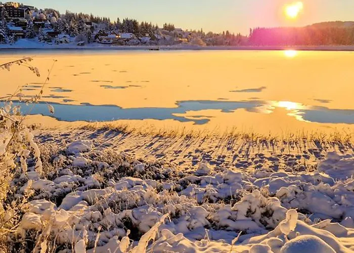 Appartement Au Pied Des Pistes Avec Garage Privé - Fr-1-814-13 *