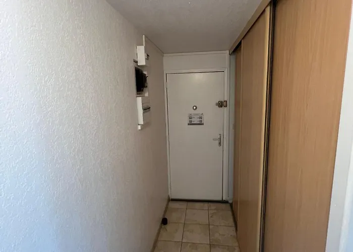 Appartement Au Pied Des Pistes Avec Garage Privé - Fr-1-814-13